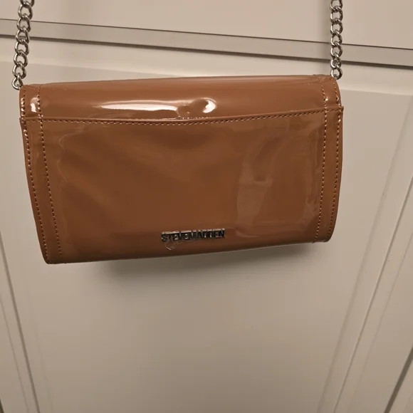 Steve Madden Brown Patent Clutch - Picture 4 of 4